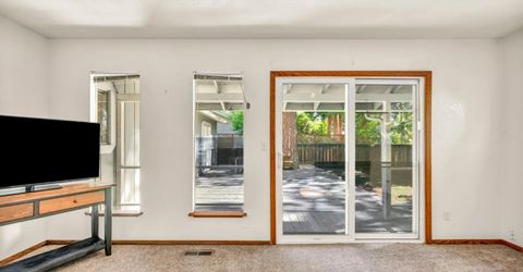 2332 Oregon Avenue, South Lake Tahoe, CA 96150 Photo