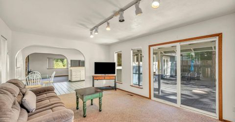 2332 Oregon Avenue, South Lake Tahoe, CA 96150 Photo