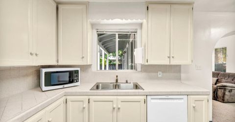 2332 Oregon Avenue, South Lake Tahoe, CA 96150 Photo