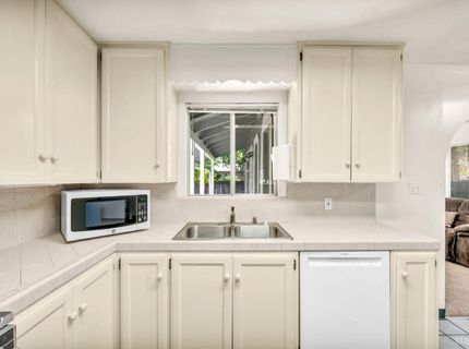 2332 Oregon Avenue, South Lake Tahoe, CA 96150 Photo