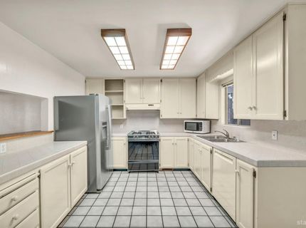 2332 Oregon Avenue, South Lake Tahoe, CA 96150 Photo
