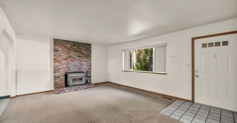 2332 Oregon Avenue, South Lake Tahoe, CA 96150 Photo