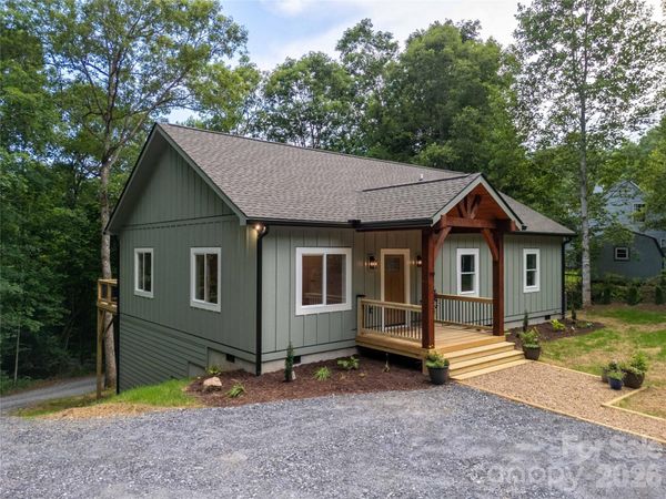 79 Midway Drive, Unit 22, Sylva, NC 28779