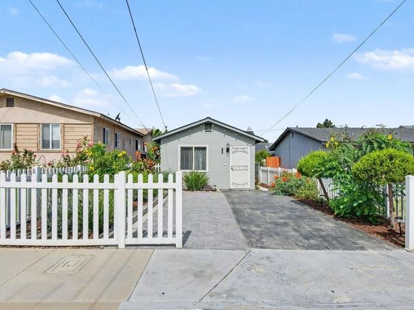 1150 14th. St., Imperial Beach, CA 91932