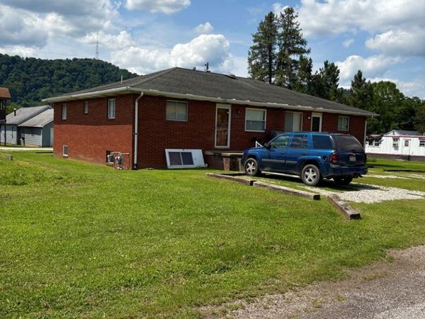 812 - 814 Ironton Street, New Martinsville, WV 26155