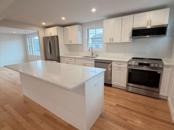 55 Mansfield, Unit B, Gloucester, MA 01930
