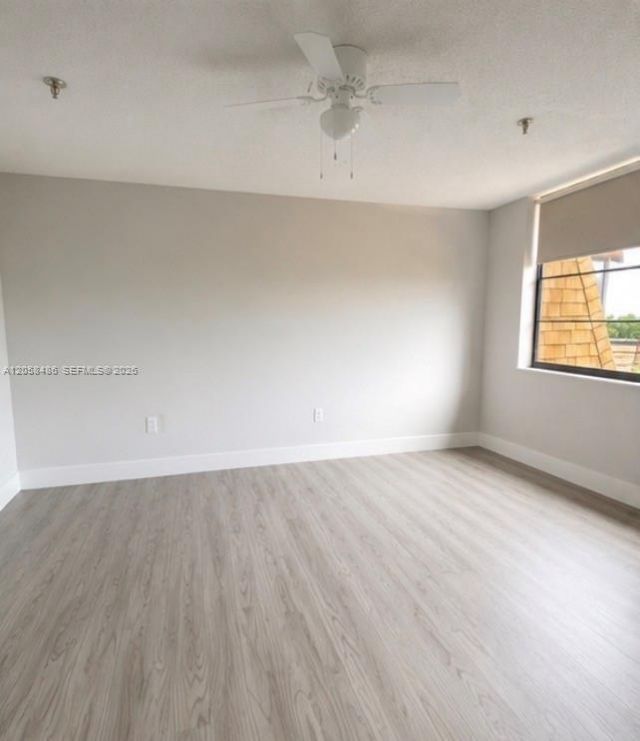 671 NE 195th St, Unit 404E, Miami, FL 33179 Photo