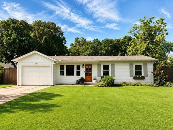 7717 Frankie B Street , North Richland Hills, TX 76182