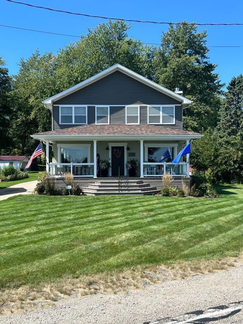 1018 River Road, Marysville, Mi 48040 Main Photo