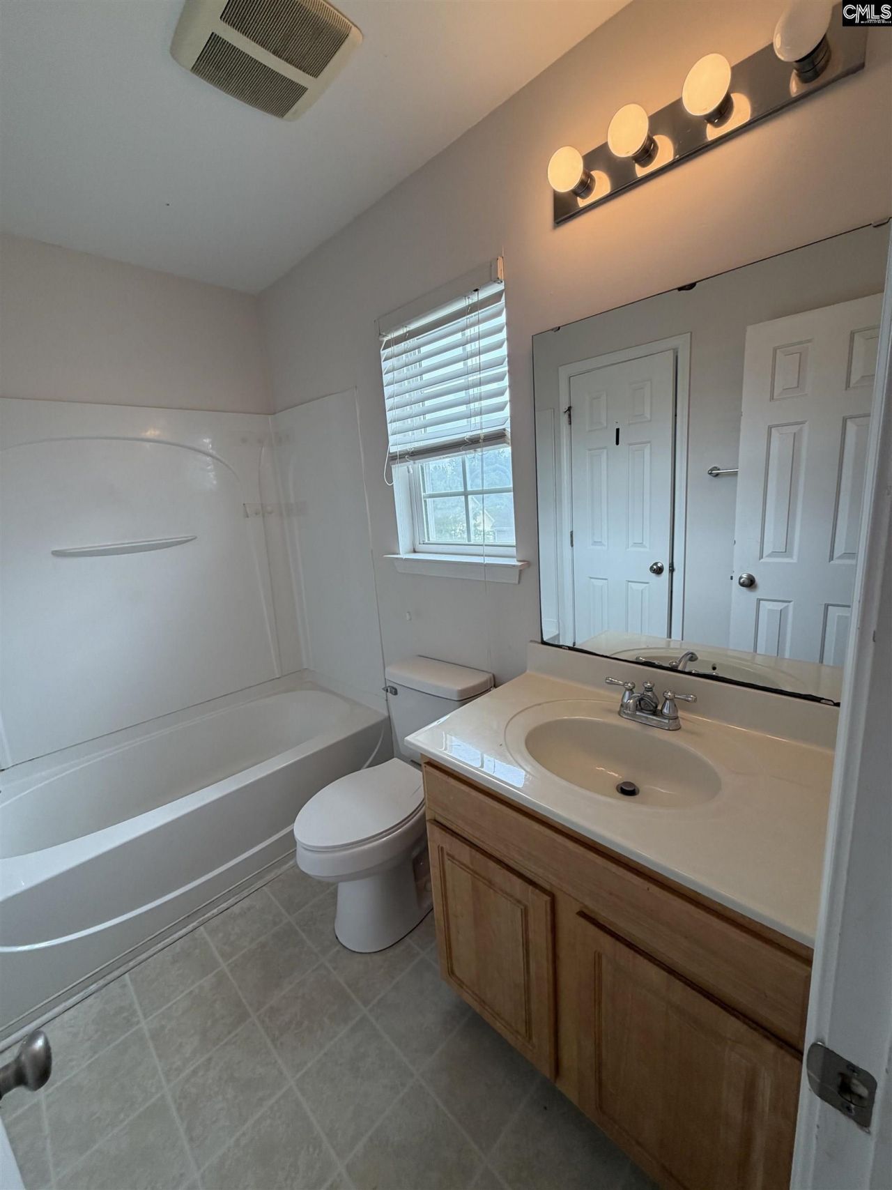521 S Bull Street Photo 21