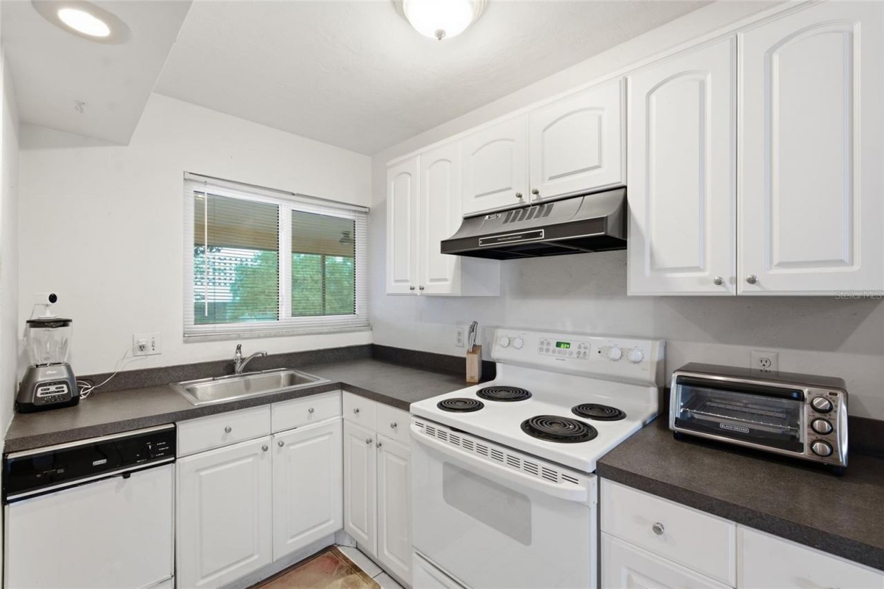 615 S Palm Avenue, Unit 10, Sarasota, FL 34236 Photo