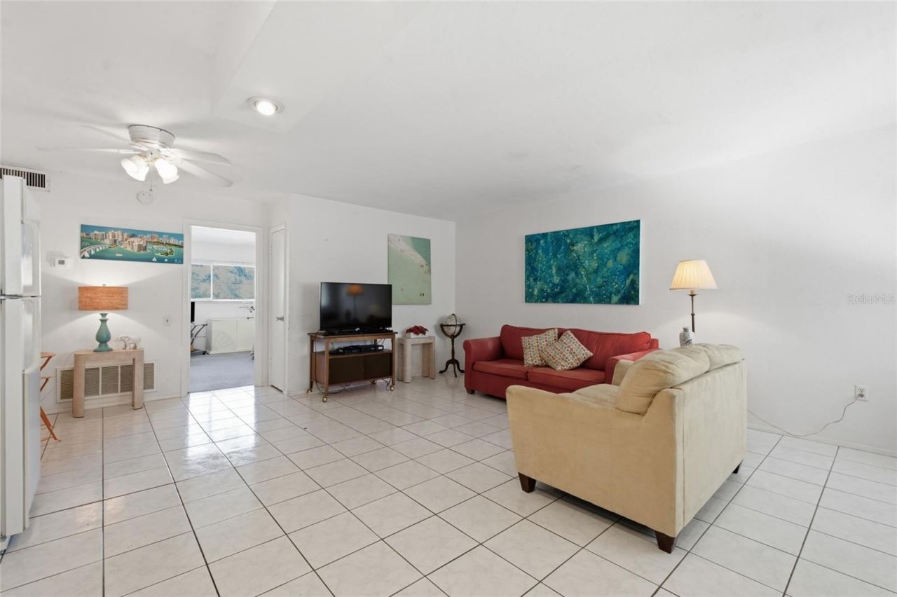 615 S Palm Avenue, Unit 10, Sarasota, FL 34236 Photo