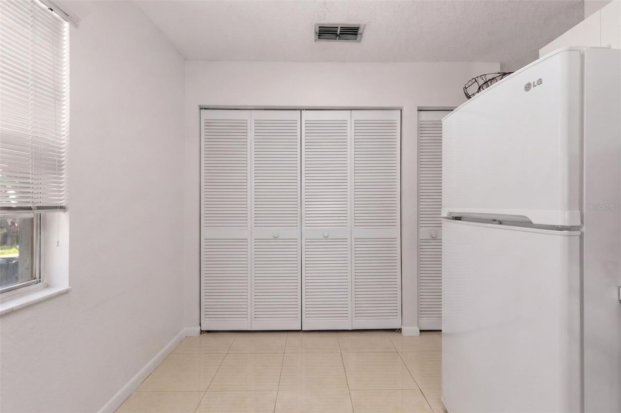 500 Santa Cruz Place Ne, Unit F, Saint Petersburg, FL 33703 Photo