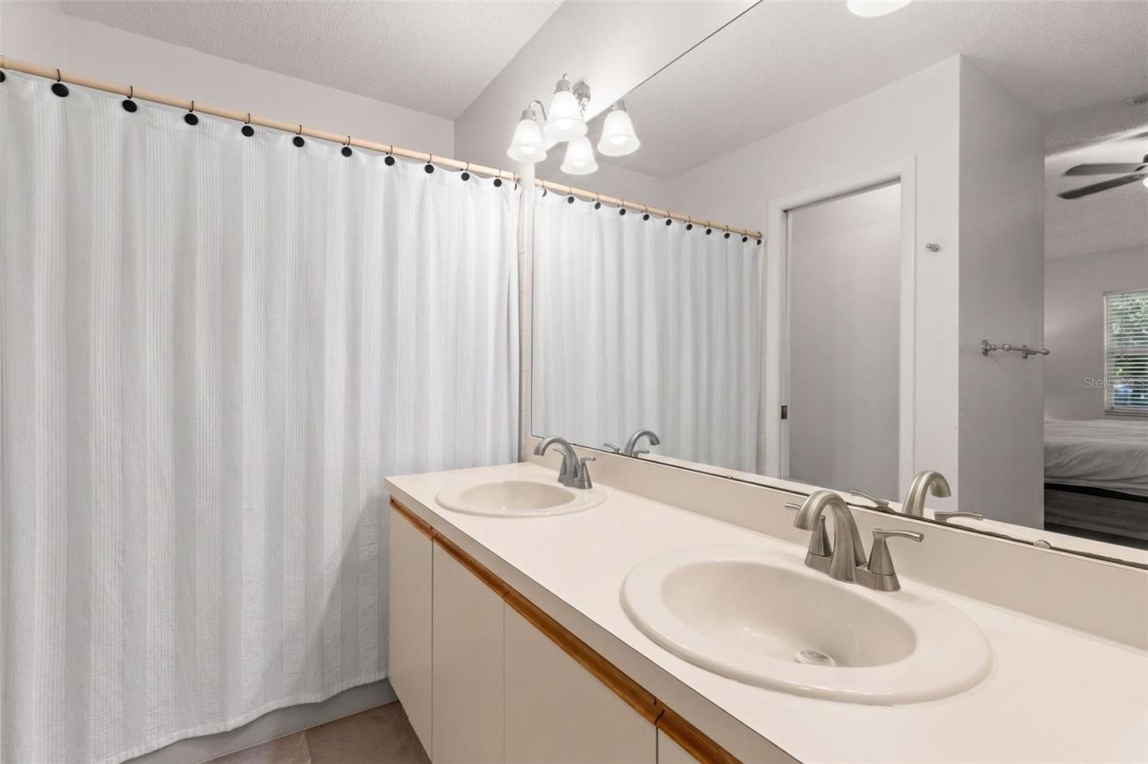 500 Santa Cruz Place Ne, Unit F, Saint Petersburg, FL 33703 Photo