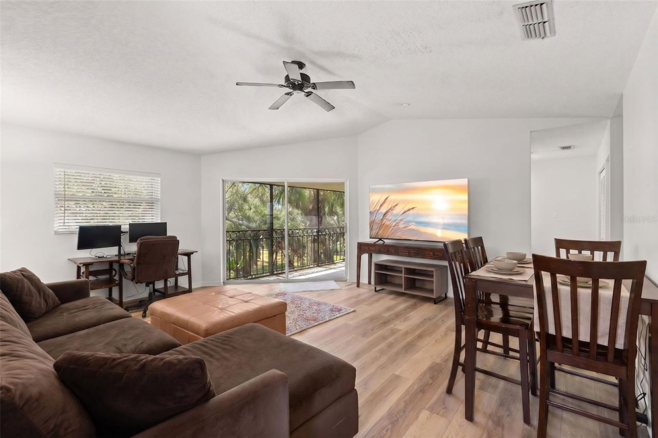 500 Santa Cruz Place Ne, Unit F, Saint Petersburg, FL 33703 Photo