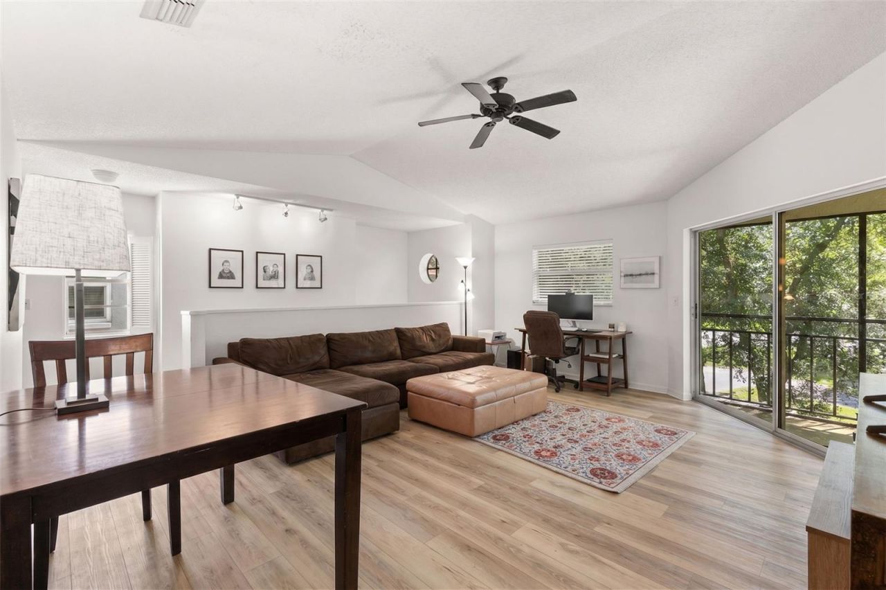 500 Santa Cruz Place Ne, Unit F, Saint Petersburg, FL 33703 Photo