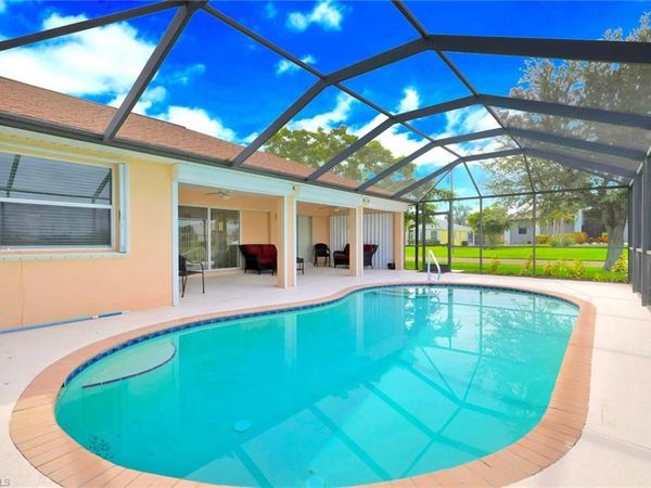 3302 SW 2nd LN , CAPE CORAL, FL 33991