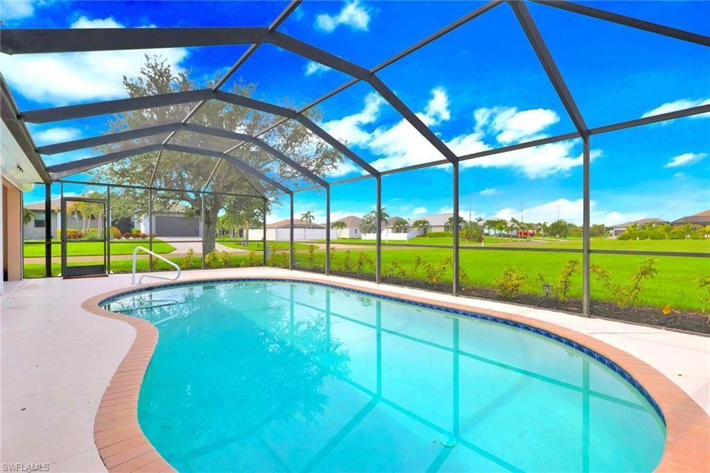 3302 SW 2nd Ln, Cape Coral, FL 33991 Photo
