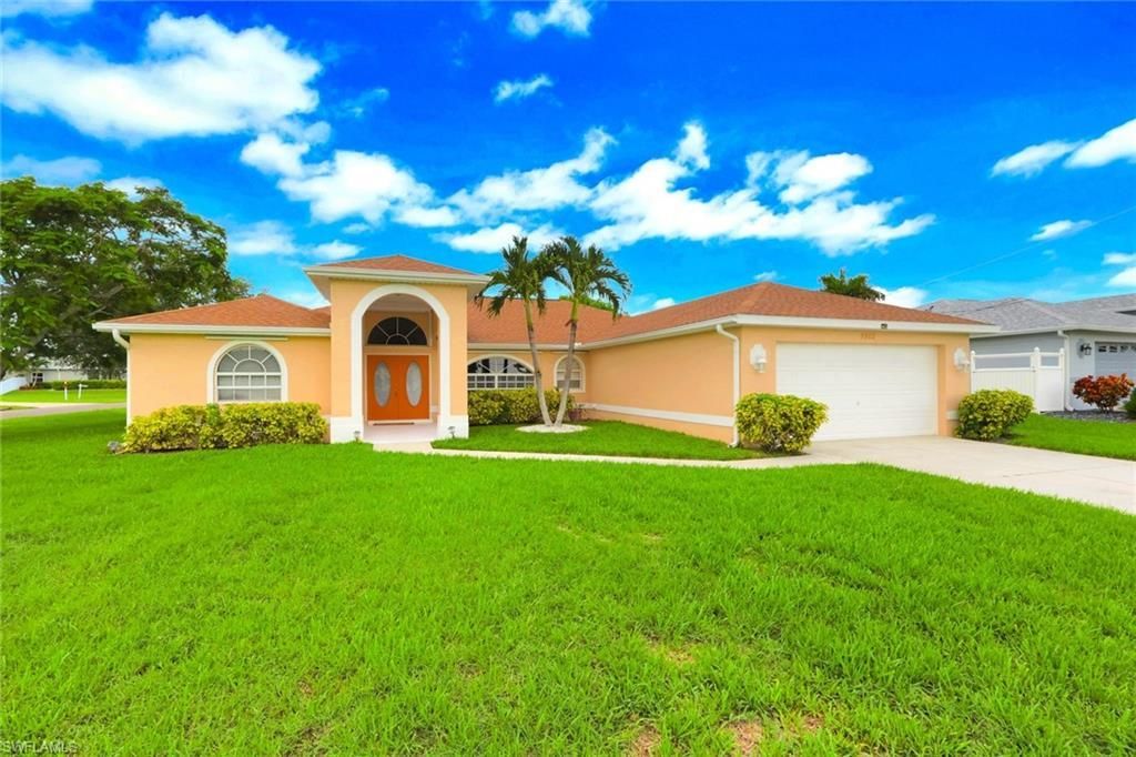 3302 SW 2nd Ln, Cape Coral, FL 33991 Photo