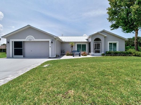 865 Grandin Avenue, Sebastian, FL 32958