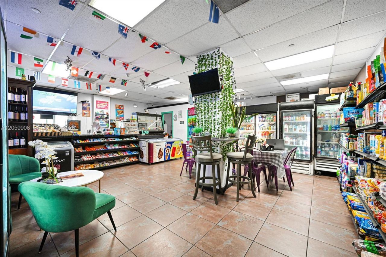 2451 Brickell Ave, Unit 5G, Miami, FL 33129 Photo