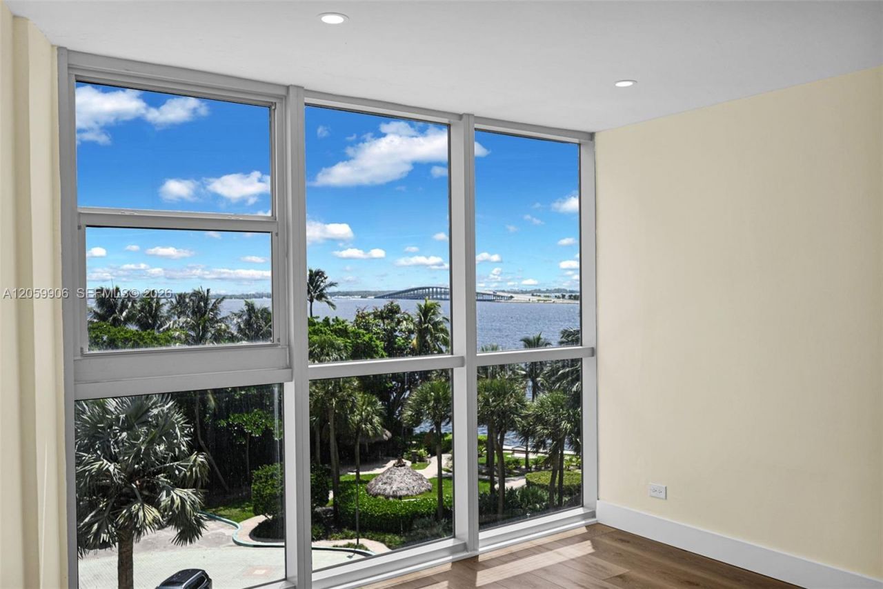 2451 Brickell Ave, Unit 5G, Miami, FL 33129 Photo