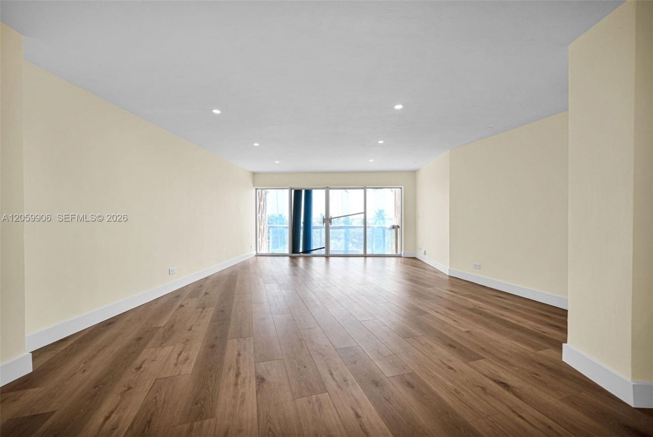 2451 Brickell Ave, Unit 5G, Miami, FL 33129 Photo