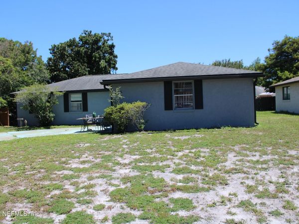 566 CLIPPER SHIP Lane, Atlantic Beach, FL 32233