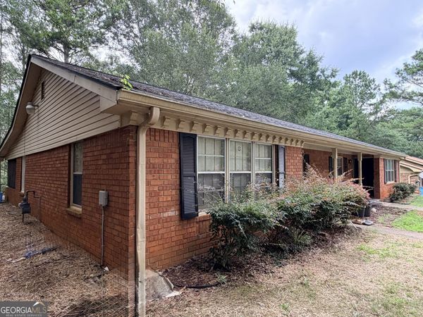 1776 Salem Woods Drive SE, Conyers, GA 30013
