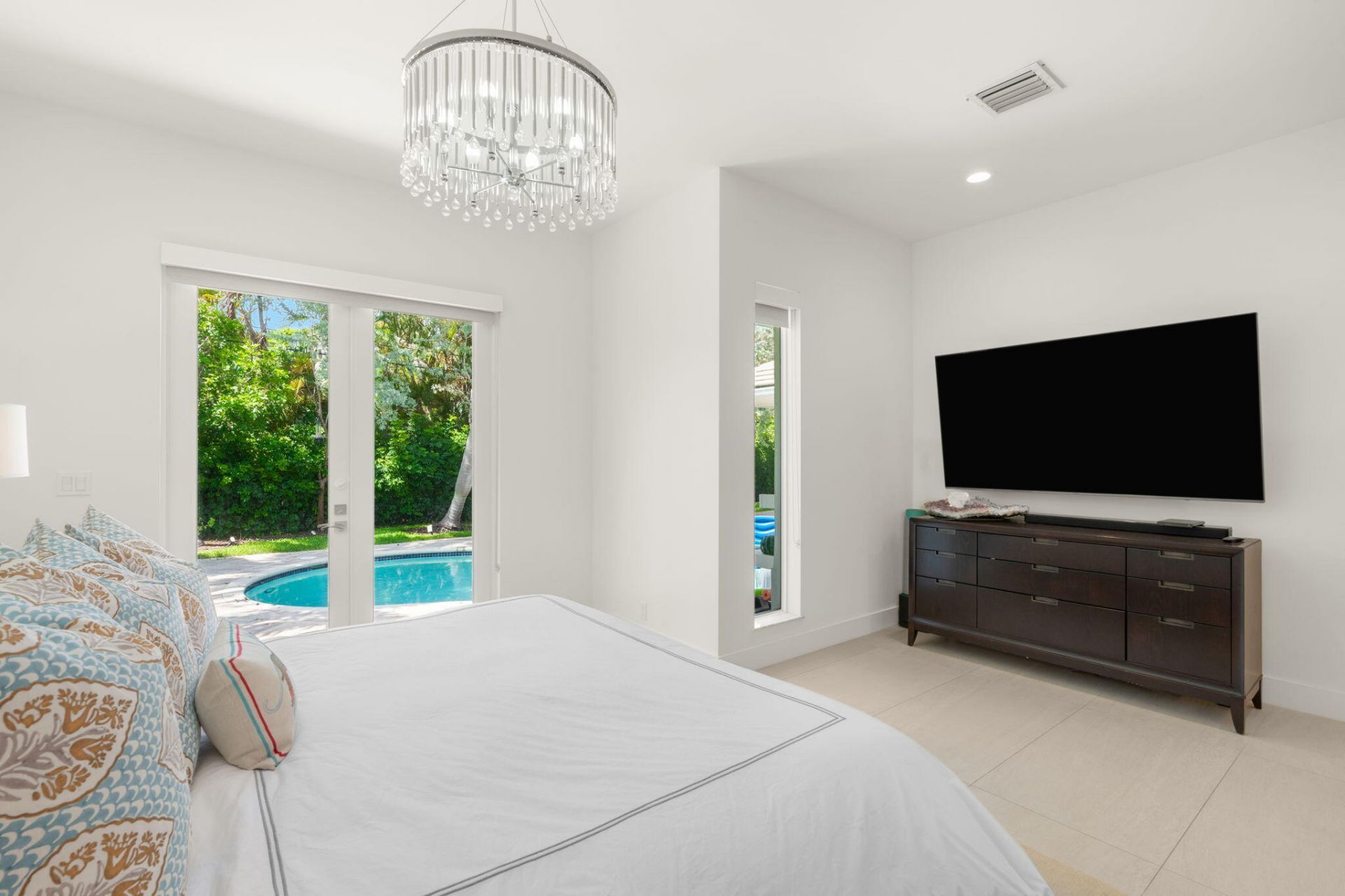 2517 NE 13th Street, Fort Lauderdale, FL 33304 Photo