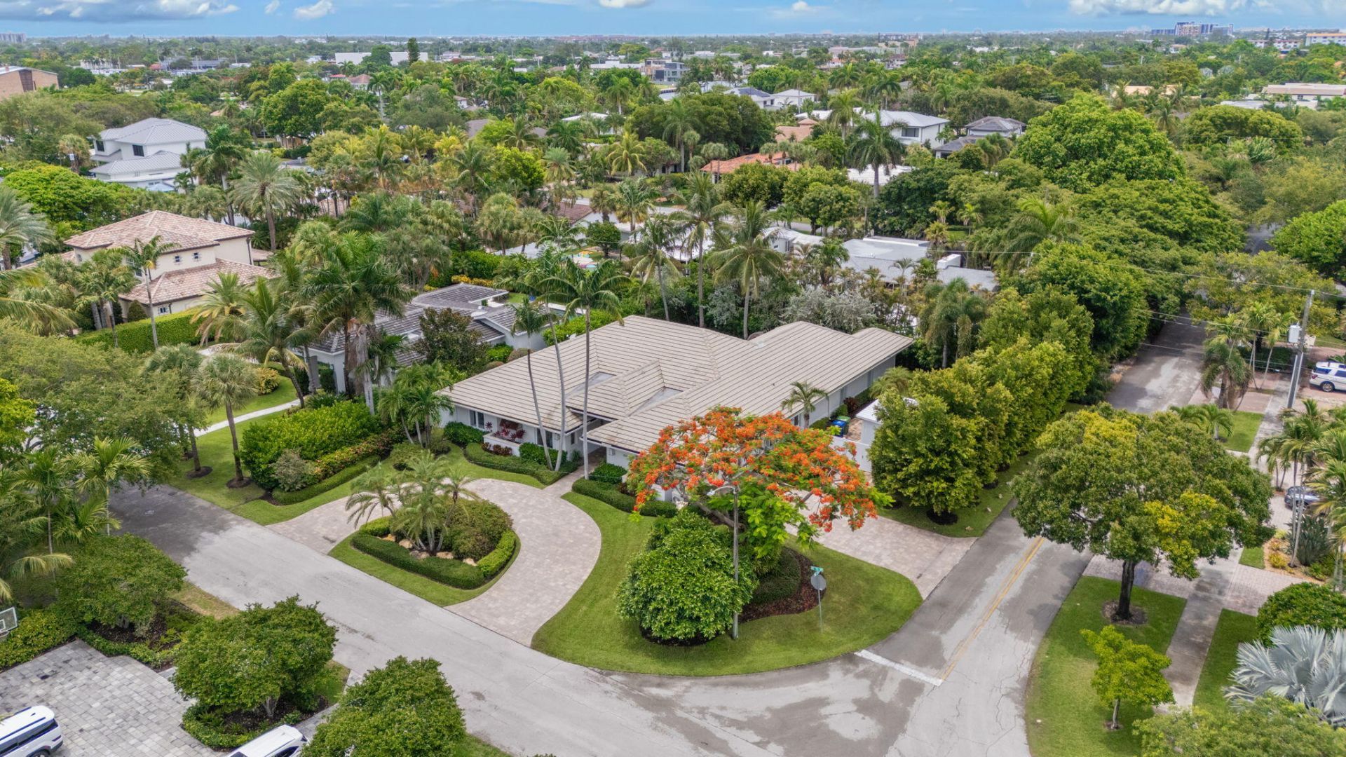 2517 NE 13th Street, Fort Lauderdale, FL 33304 Photo