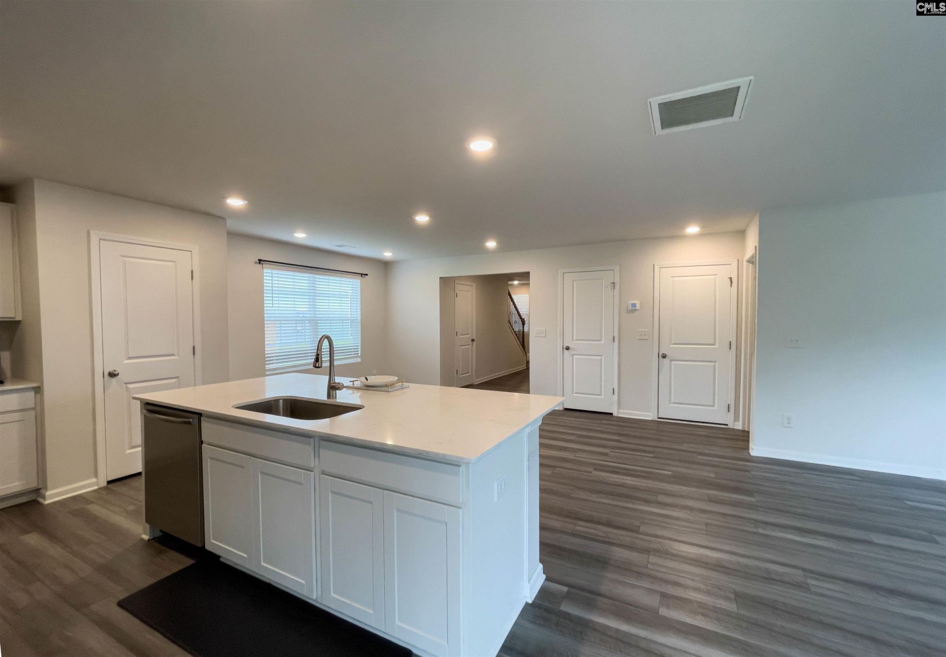 99 Jacobs Drive  Photo 11