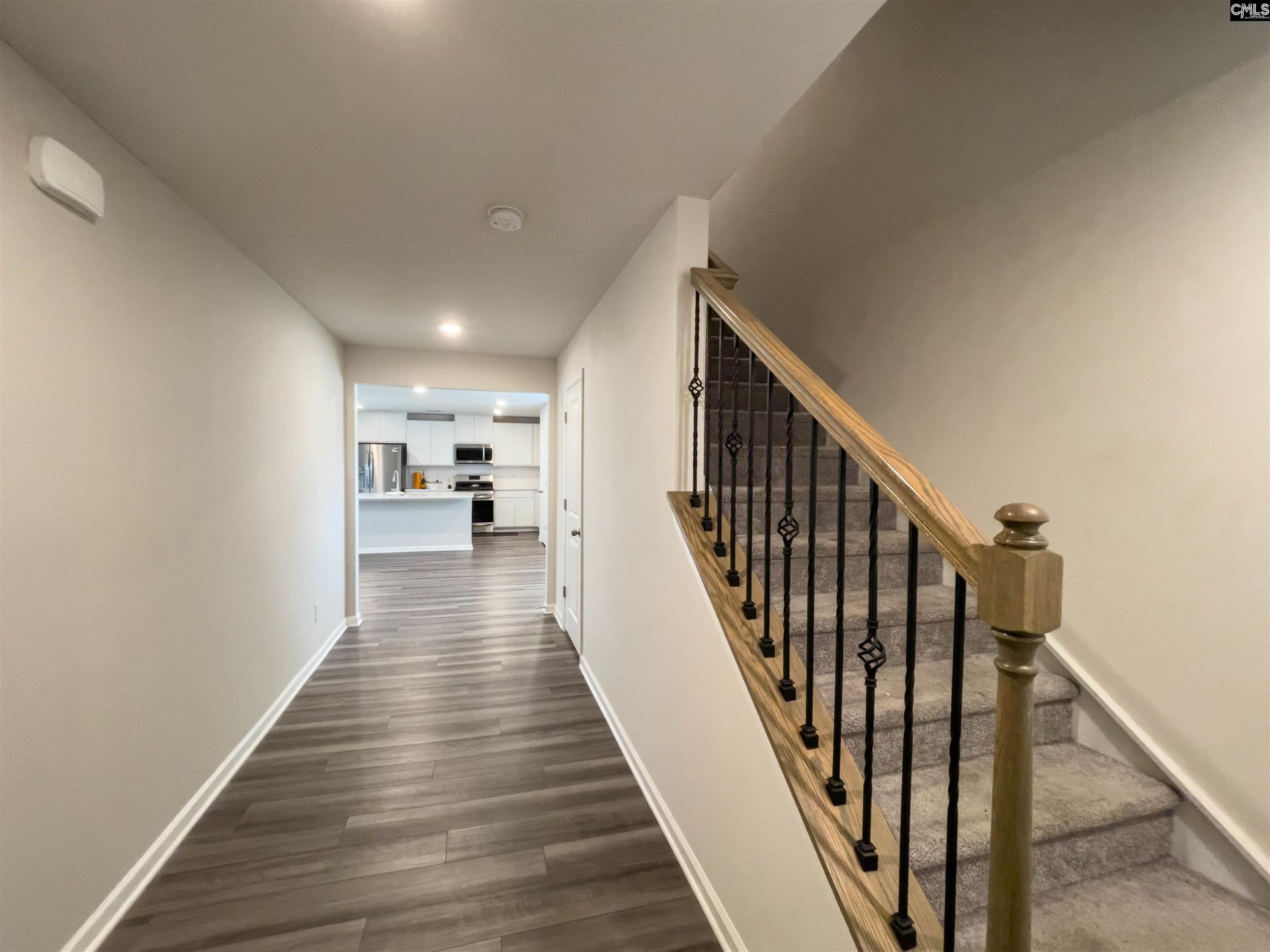 99 Jacobs Drive  Photo 4
