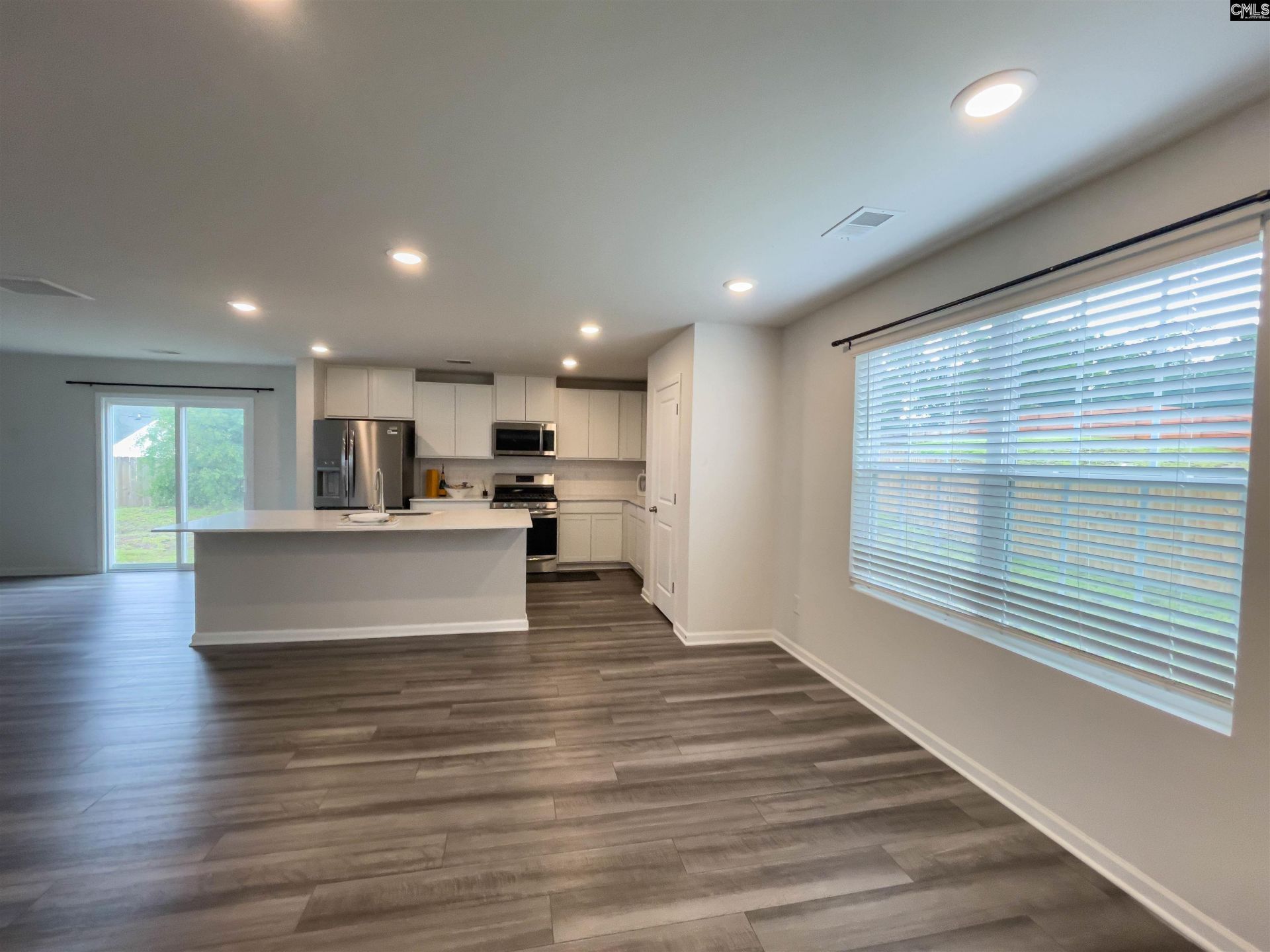 99 Jacobs Drive  Photo 5