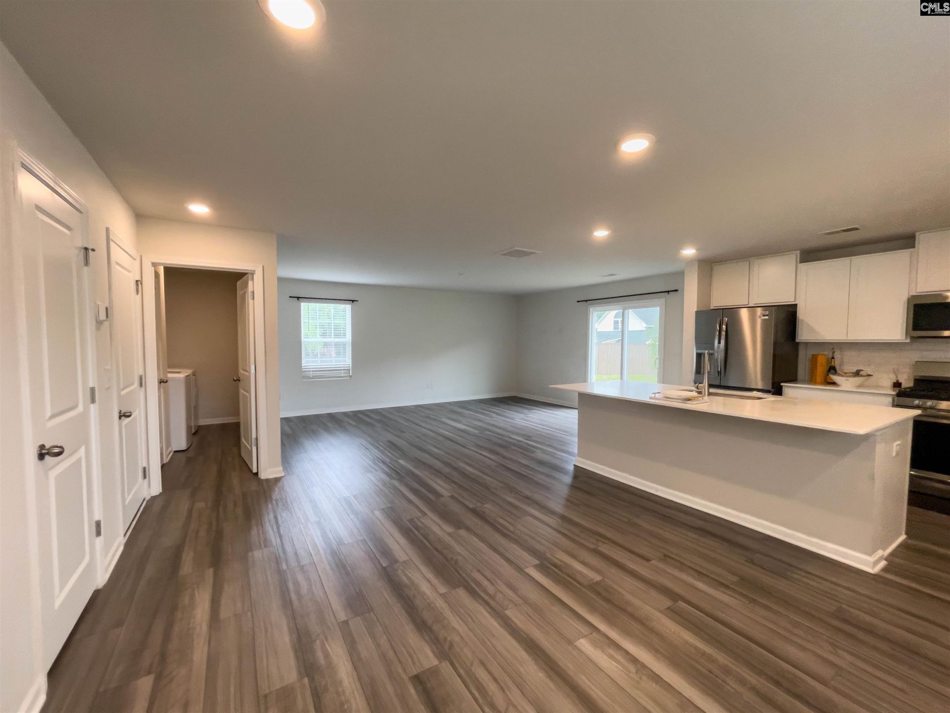99 Jacobs Drive  Photo 6