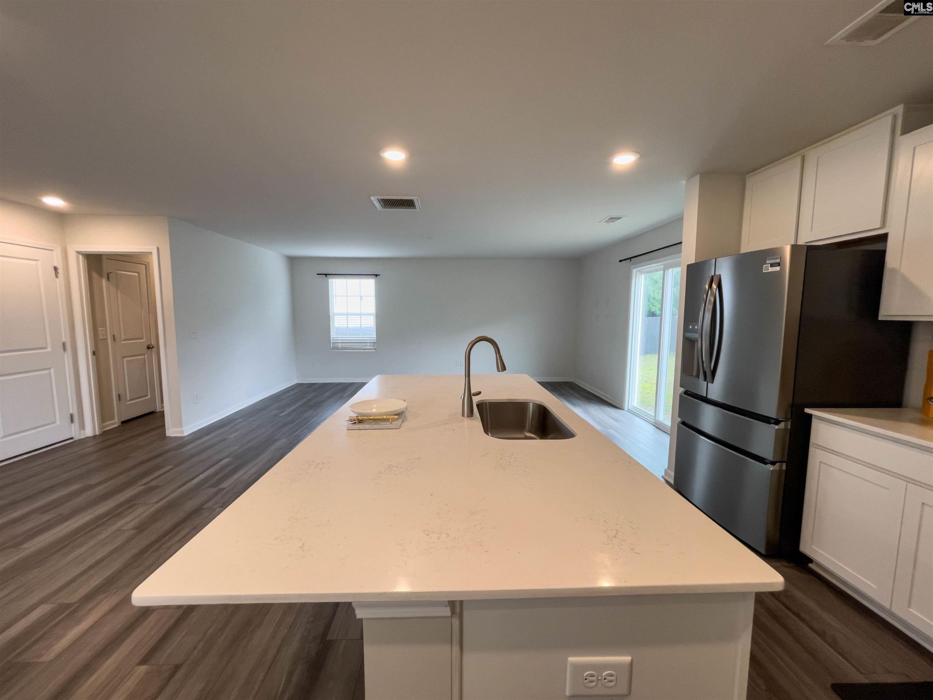 99 Jacobs Drive  Photo 7