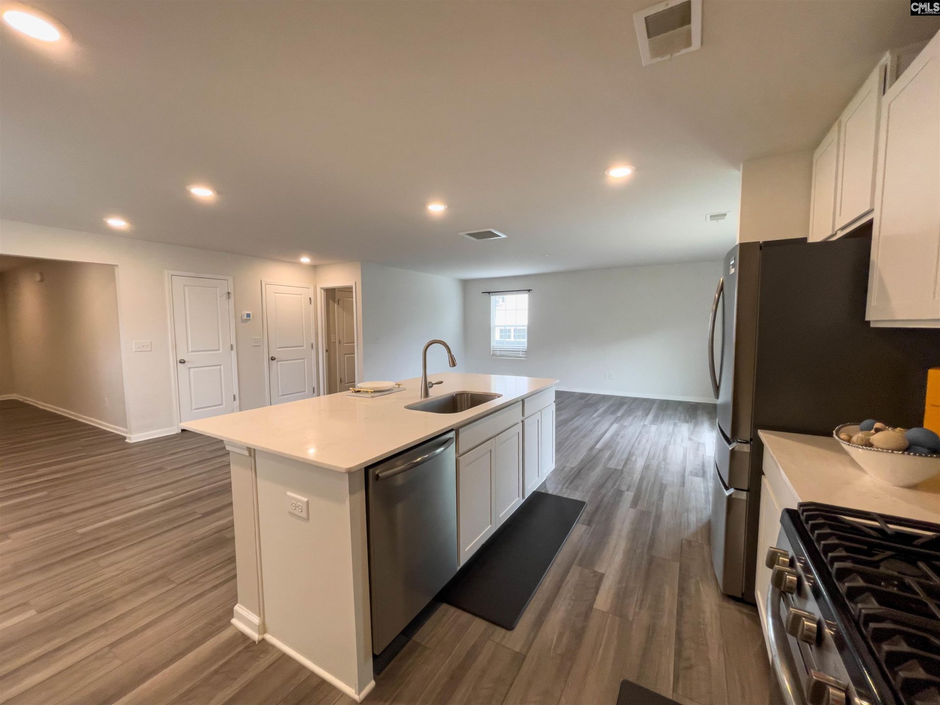 99 Jacobs Drive  Photo 8