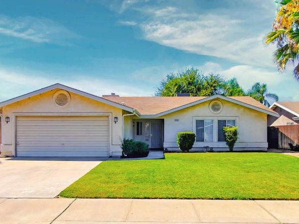 2751 Sierra Madre Court, Selma, CA 93662