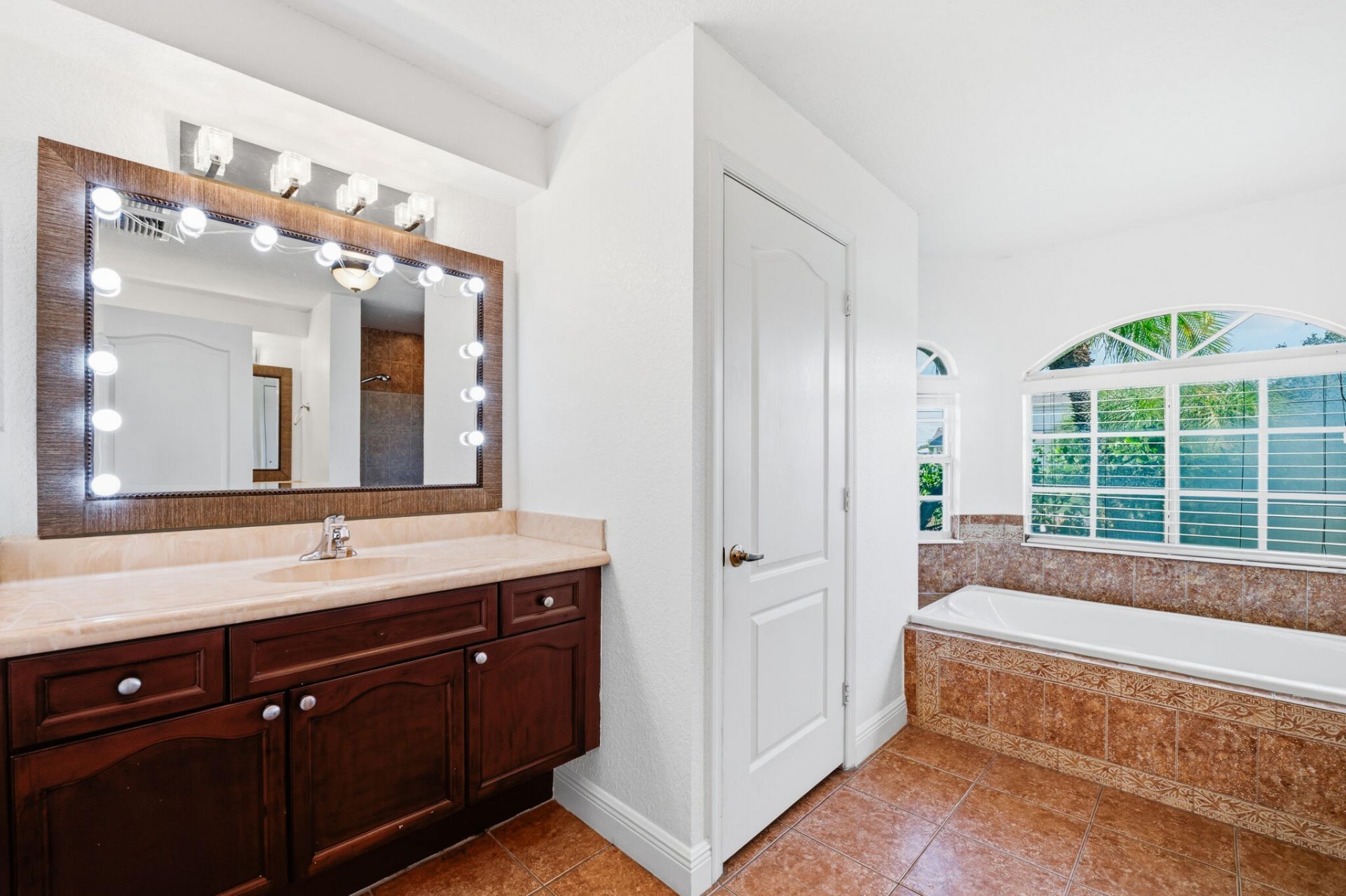 5476 NW Boydga Avenue, Port Saint Lucie, FL 34986 Photo