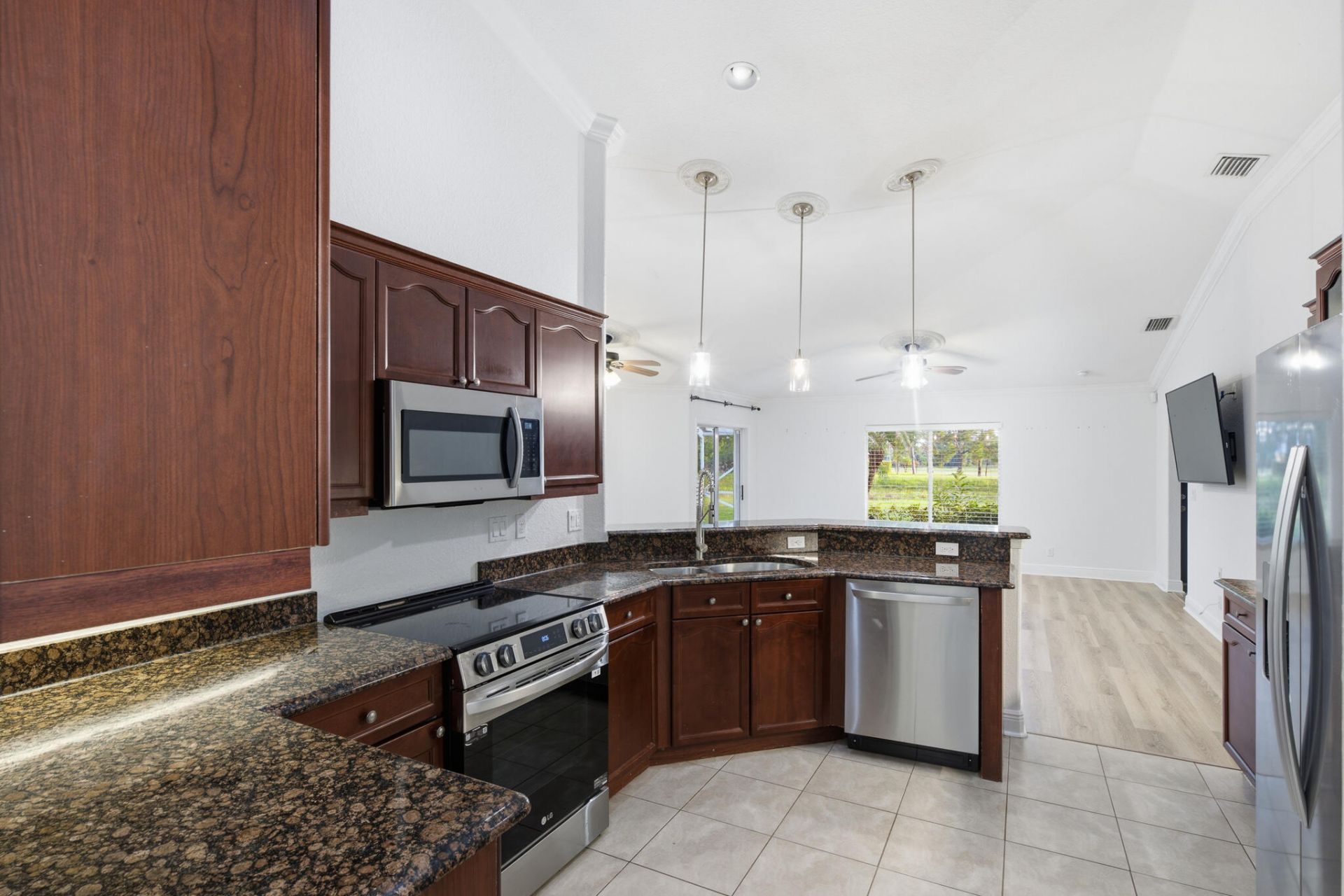 5476 NW Boydga Avenue, Port Saint Lucie, FL 34986 Photo