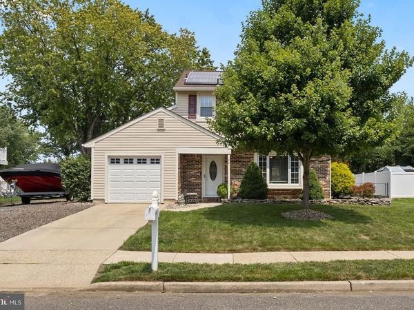 14 LAWRENCE LANE, WESTAMPTON, NJ 08060