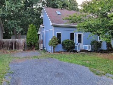 115 DEER HILL COURT , STEPHENS CITY, VA 22655