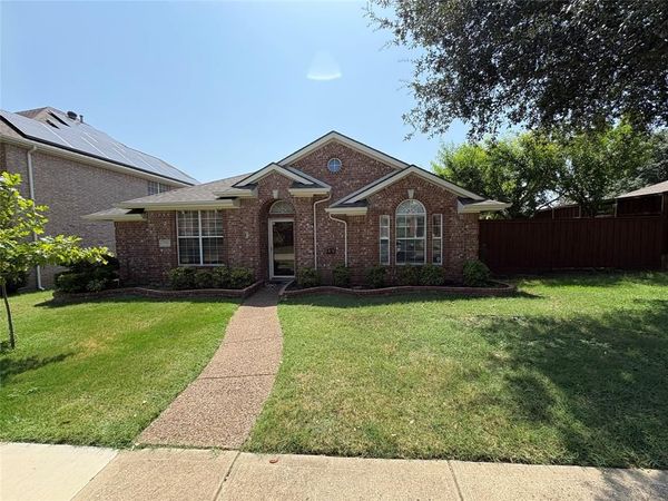 3705 Pinetree Drive , McKinney, TX 75070