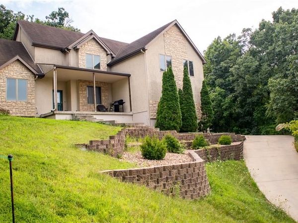 7307 Oliver Circle, Kansas City, KS 66106