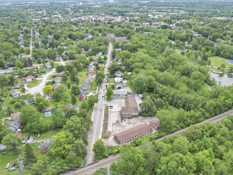 349 W Central Avenue, Delaware, OH 43015 Photo 8