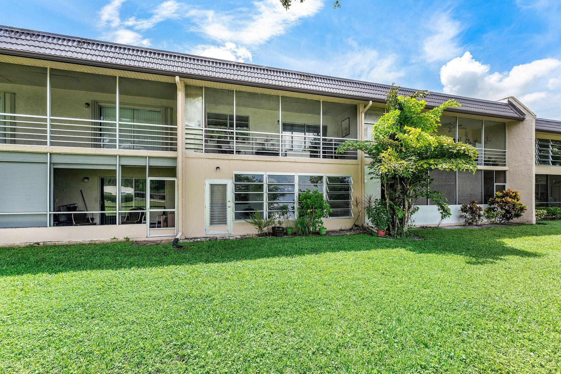 112 Lake Constance Drive, West Palm Beach, FL 33411 Photo