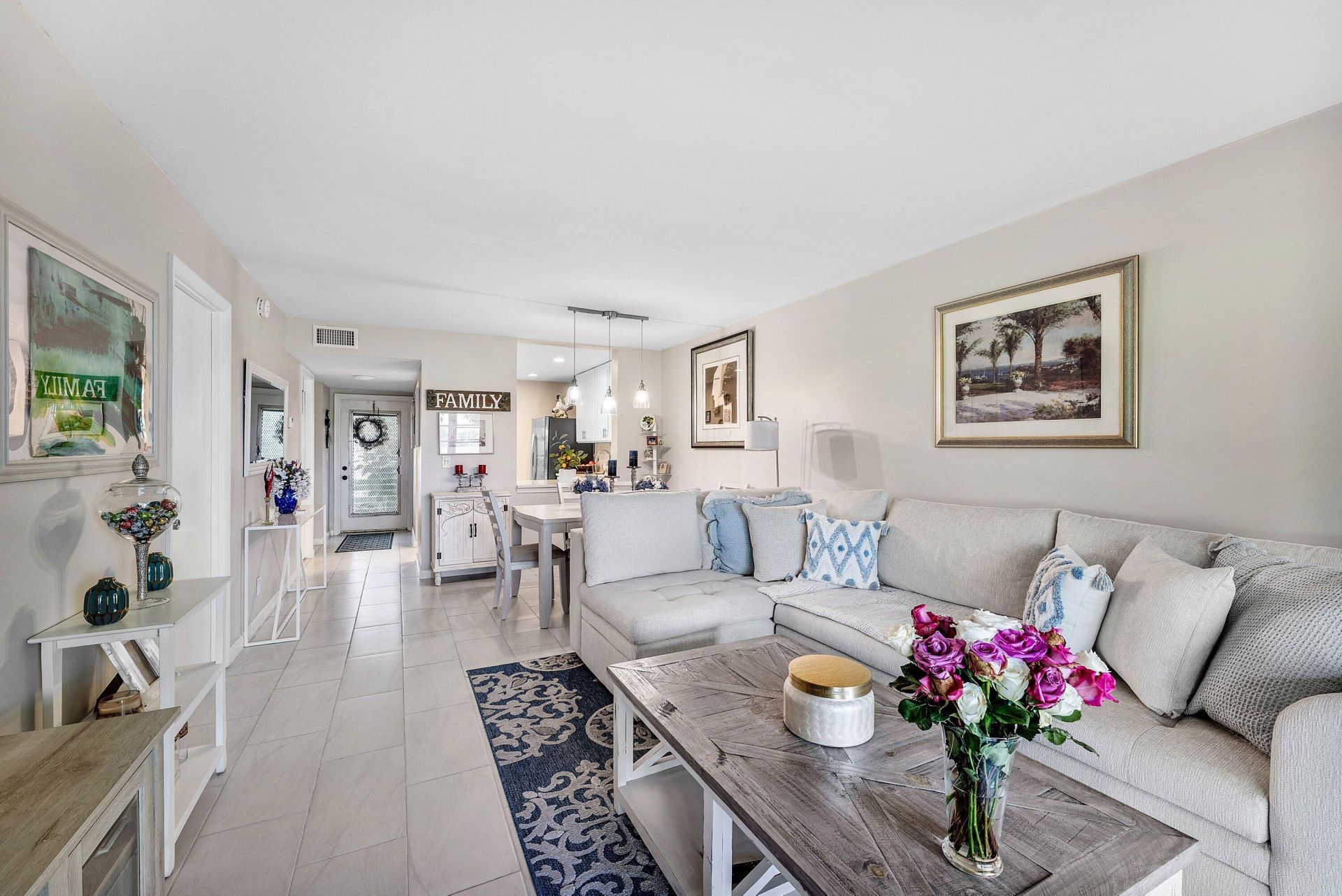 112 Lake Constance Drive, West Palm Beach, FL 33411 Photo