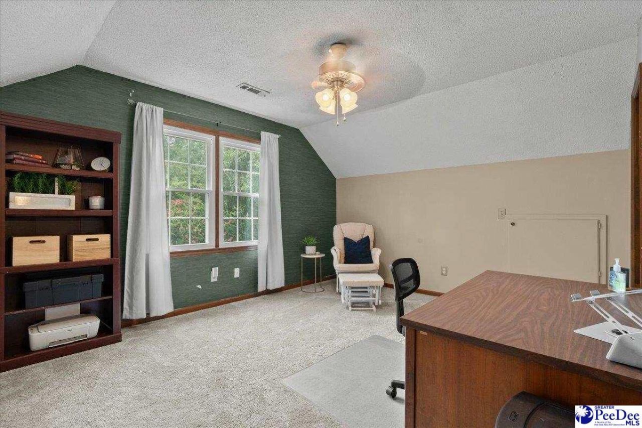 627 Lancelot Dr Photo 25