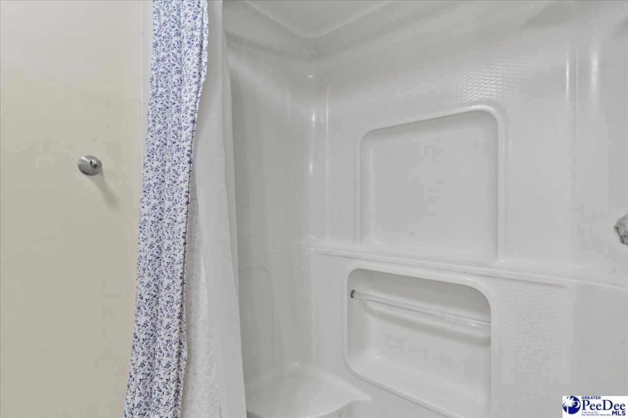 627 Lancelot Dr Photo 29