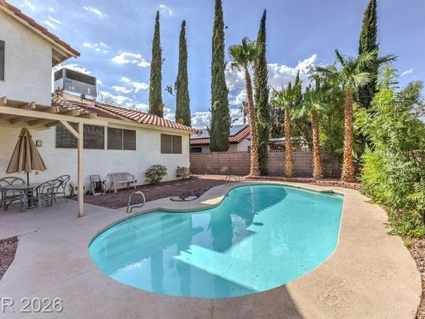 1529 Padova Drive , Las Vegas, NV 89117